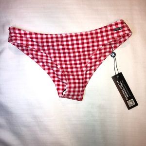NWT Moderate cherry gingham bikini bottoms